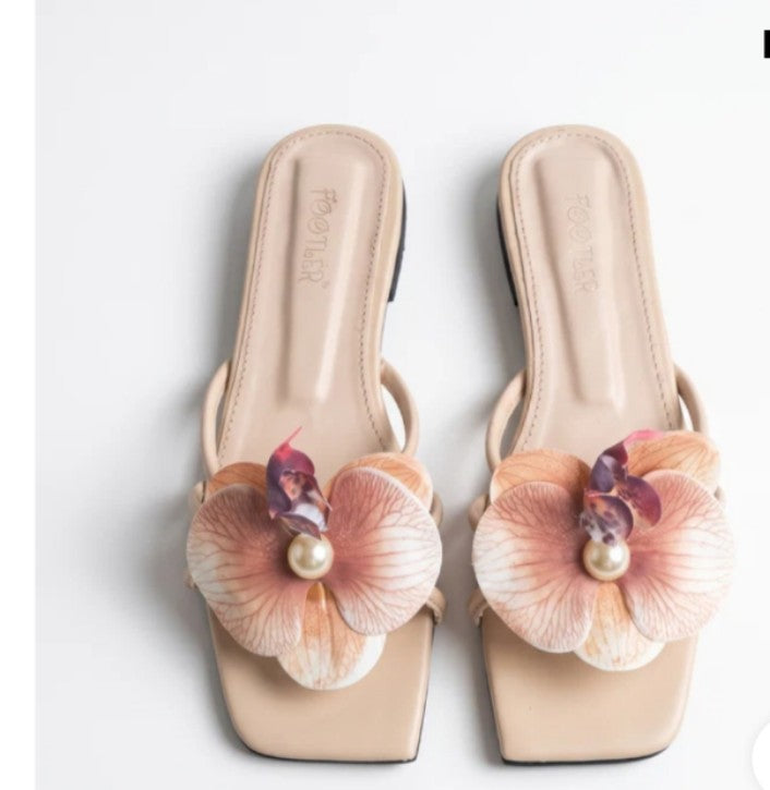 Floral Flat - Semi Formal