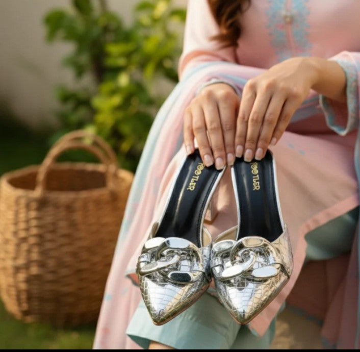 Croco- Chain Mules Heels